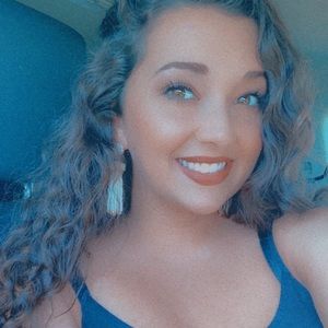 Meet your Posher, Jenna